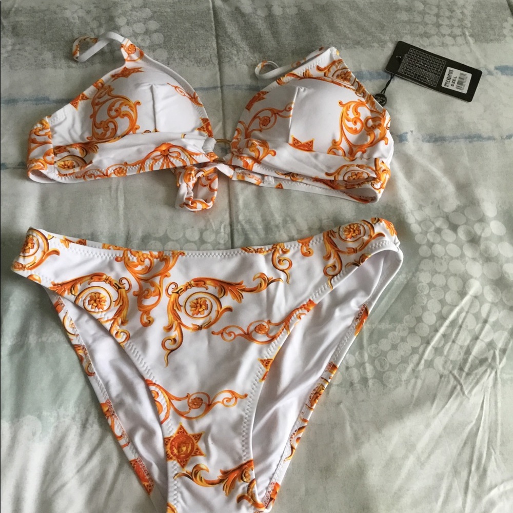 Ladies Fashion Nova Bathing Suit.
